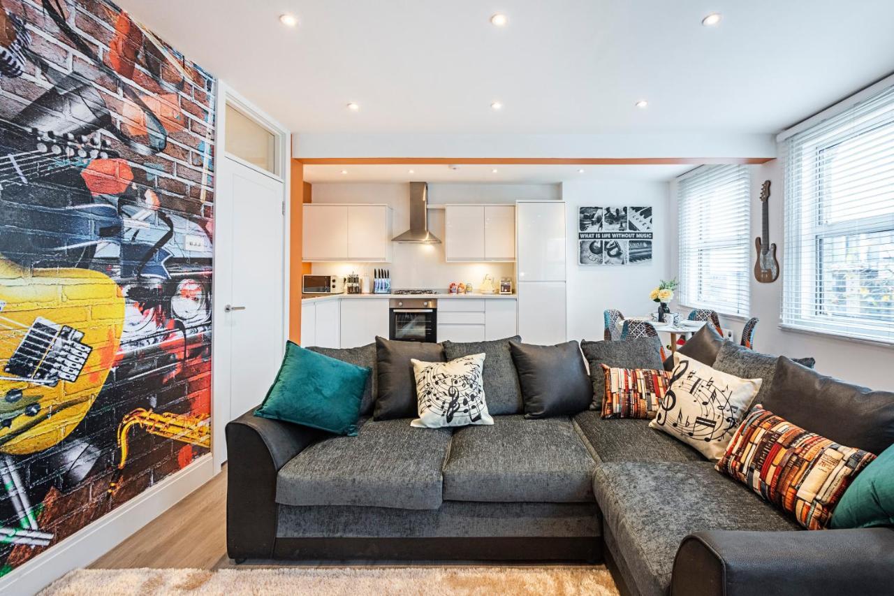 Cozy And Serene Brand-New Flat In Kilburn, London Apartment Bagian luar foto