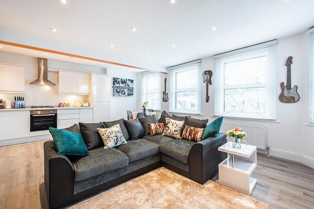 Cozy And Serene Brand-New Flat In Kilburn, London Apartment Bagian luar foto