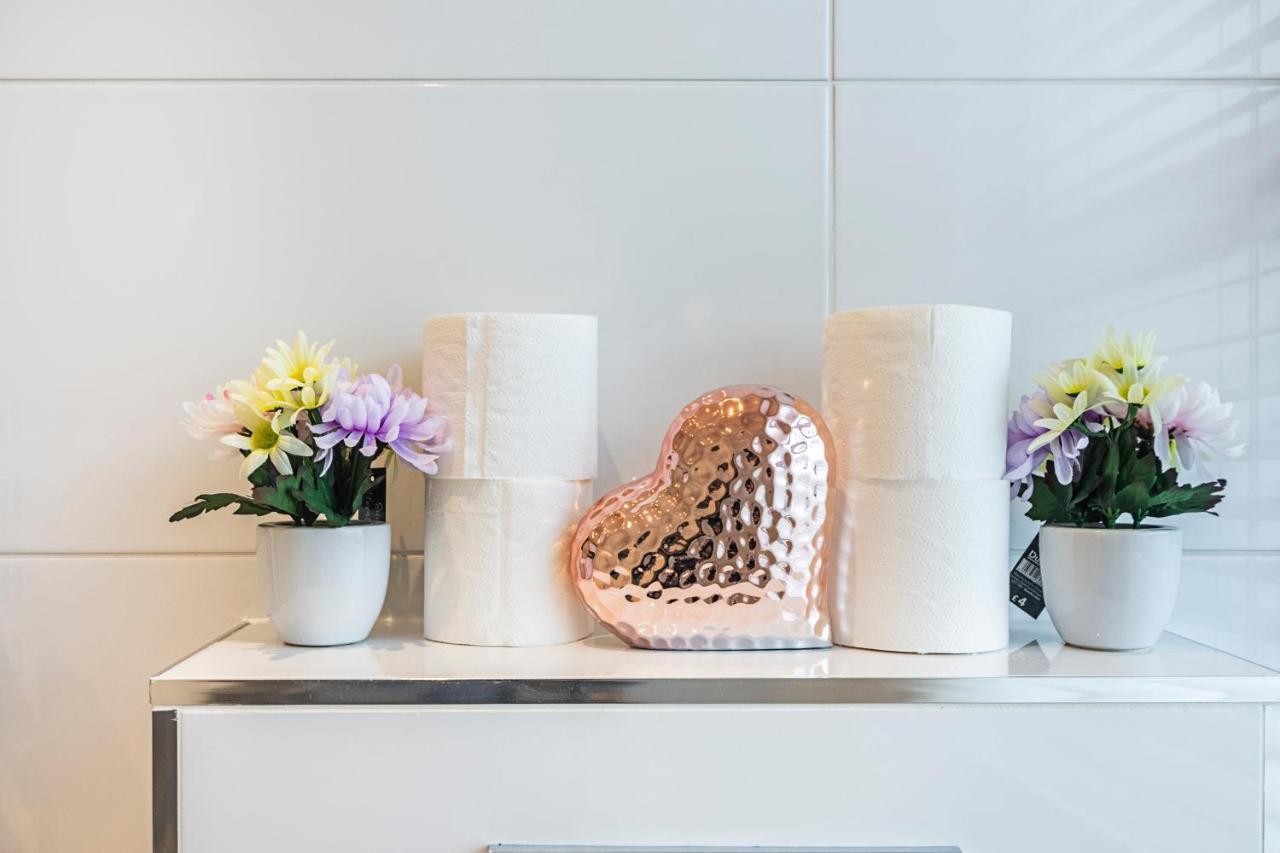 Cozy And Serene Brand-New Flat In Kilburn, London Apartment Bagian luar foto
